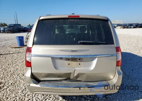 2013 Chrysler Town & Country Touring from USA, damaged, VIN 2C4RC1BG1DR604537